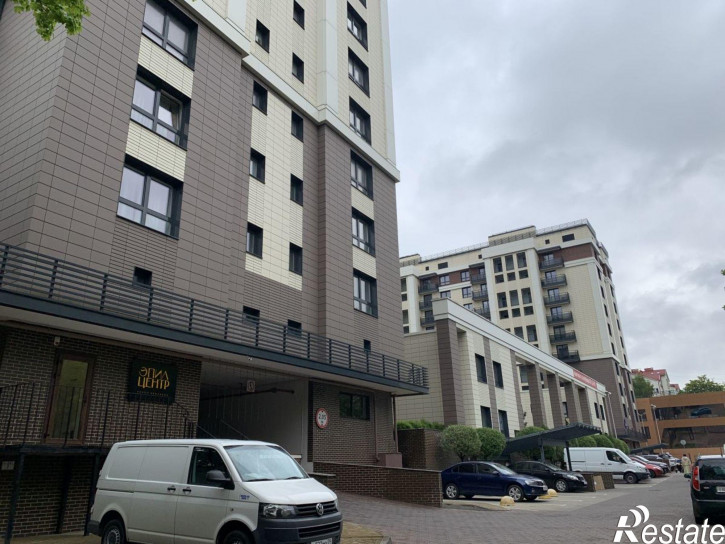 2-комн квартира Сержанта Колоскова ул, 8