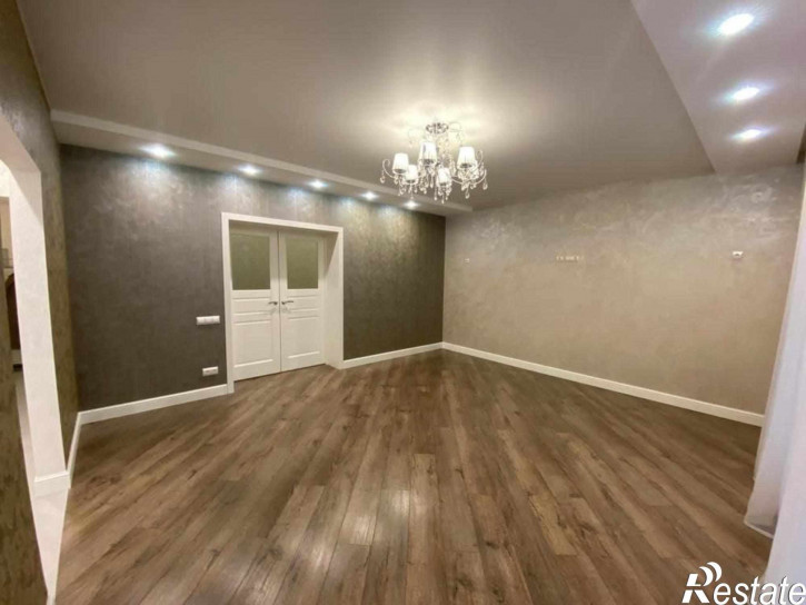 3-комн квартира Л.Толстого ул, 16