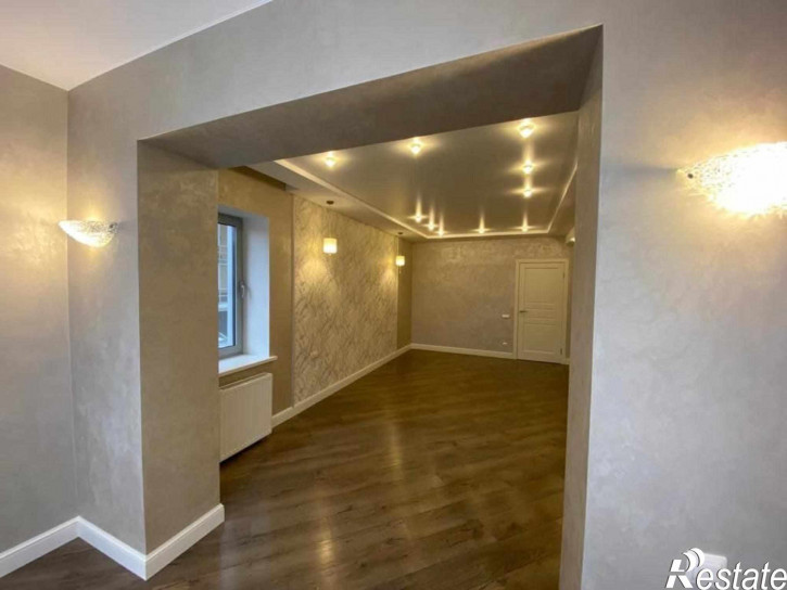 3-комн квартира Л.Толстого ул, 16