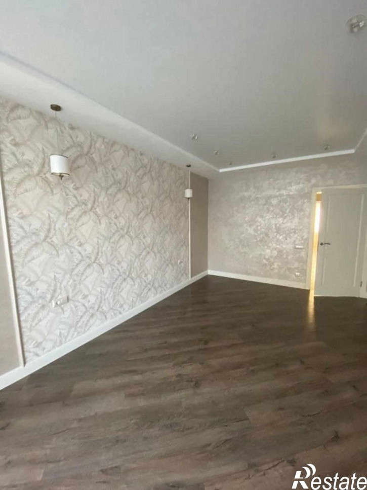 3-комн квартира Л.Толстого ул, 16