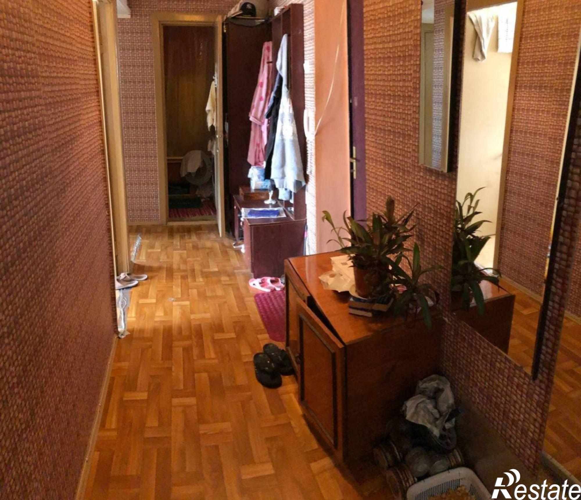 Купить квартиру за 3 300 000 рублей на Генерала Толстикова ул, 51