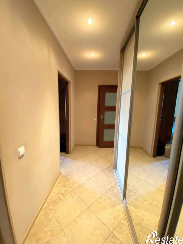 2-комн квартира Артиллерийская ул, 58
