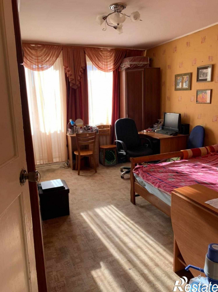 3-комн квартира Младшего лейтенанта Родителева ул, 8