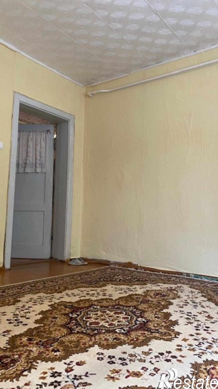 4-комн квартира Тельмана ул, 11б
