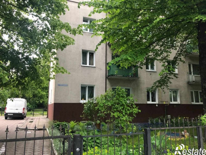 2-комн квартира Лейтенанта Яналова ул, 12