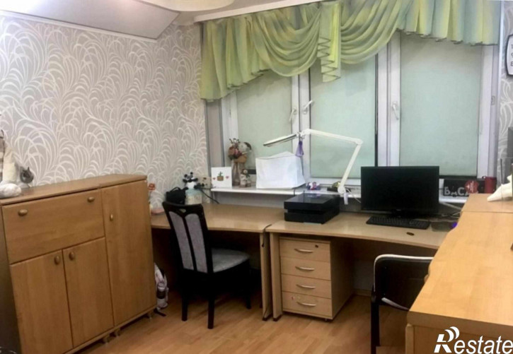 3-комн квартира Генерала Павлова ул, 4