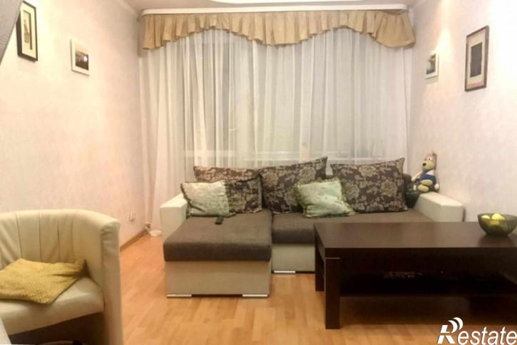 3-комн квартира Генерала Павлова ул, 4