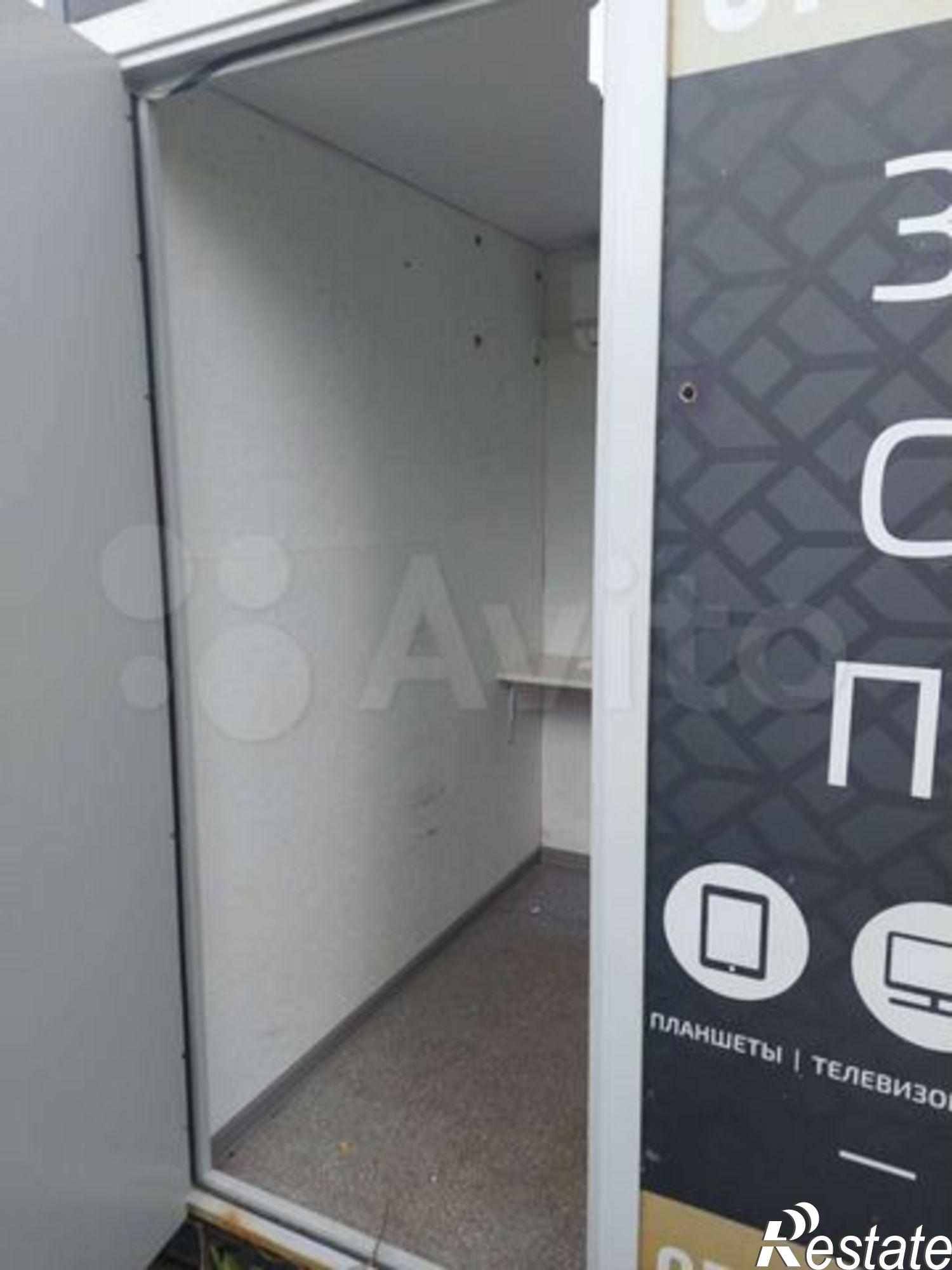 Сдать торговое помещение за 13 000 рублей на площадь Тысячелетия