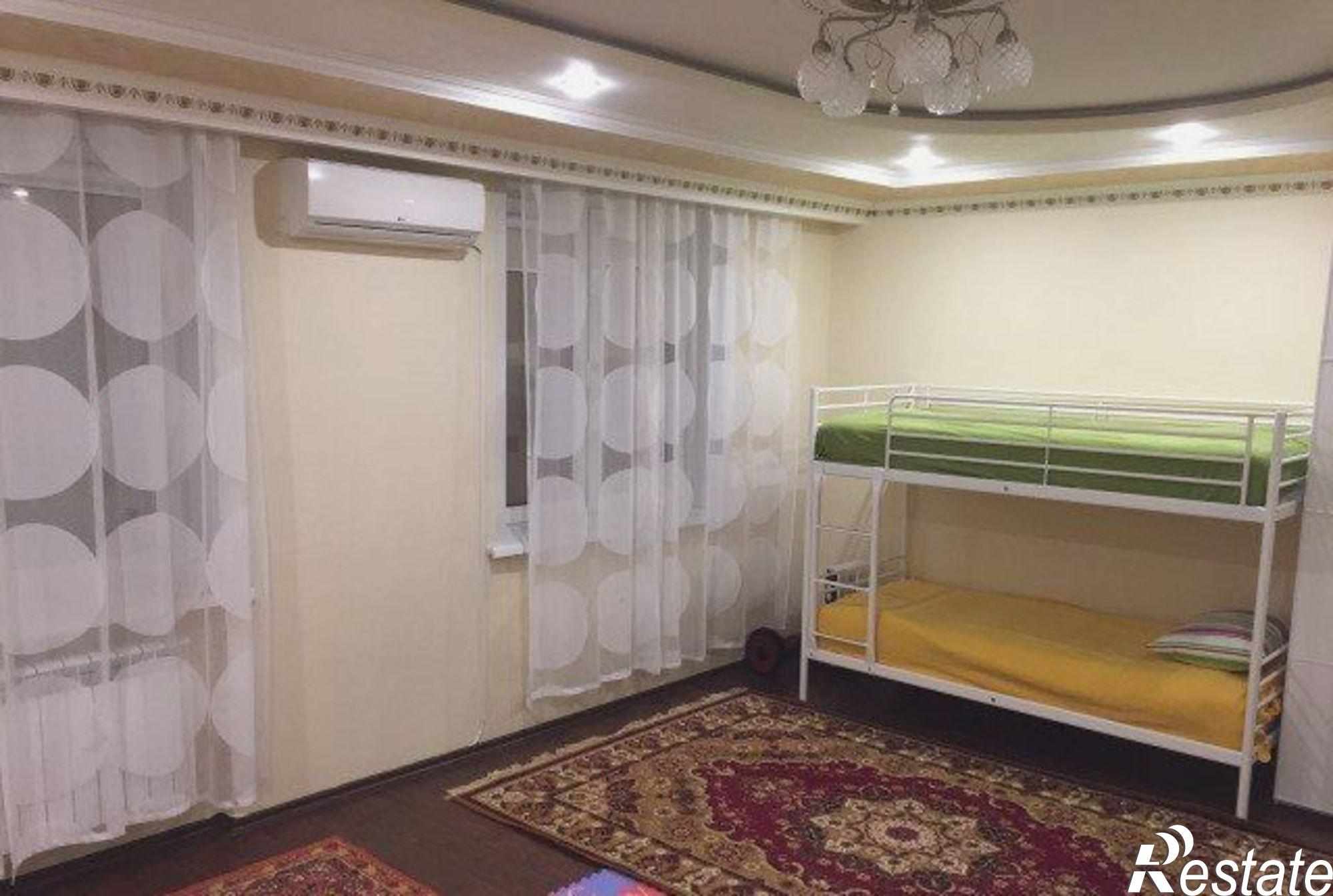 Купить квартиру за 5 600 000 рублей на улица Крылова, 4