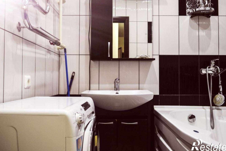 2-комн квартира Гагарина улица, 21