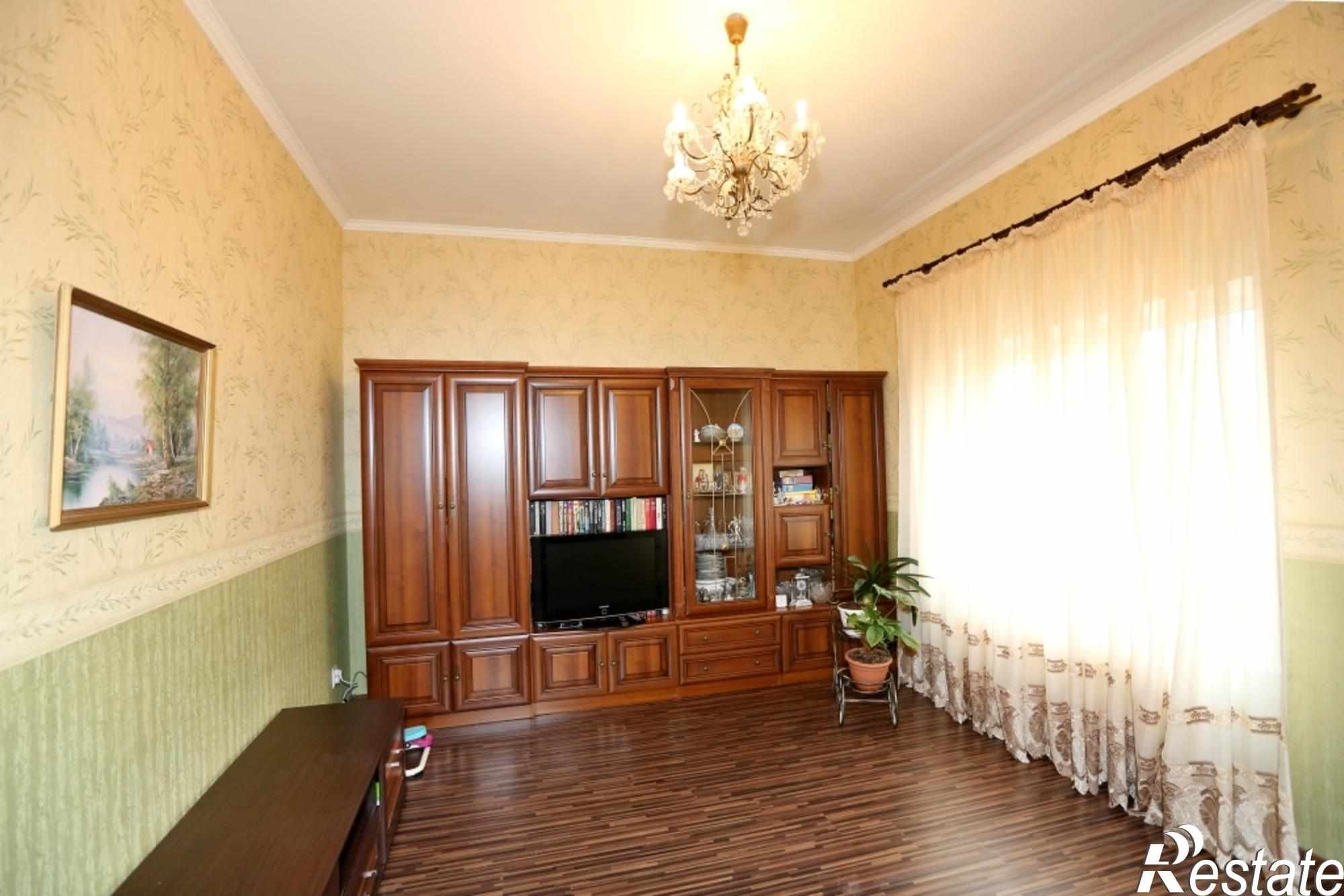Купить дачу, дом, коттедж за 14 390 000 рублей на Радужная ул