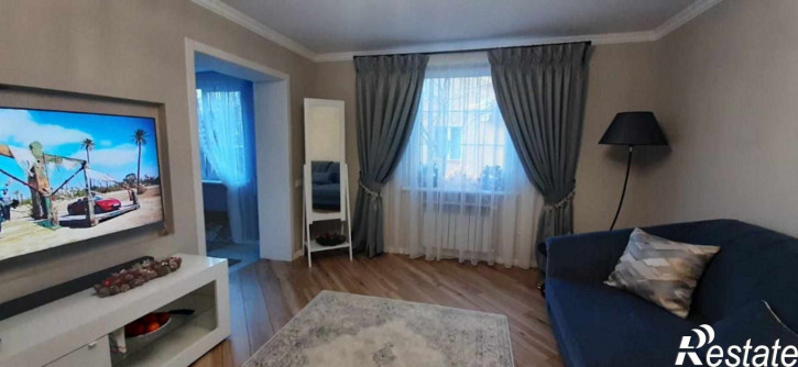4-комн квартира Саратовская ул, 35