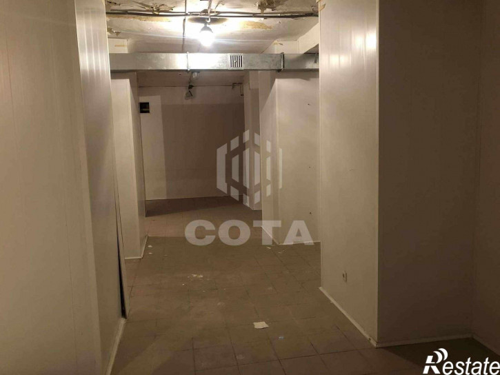 Торговое помещение Мира улица, 8