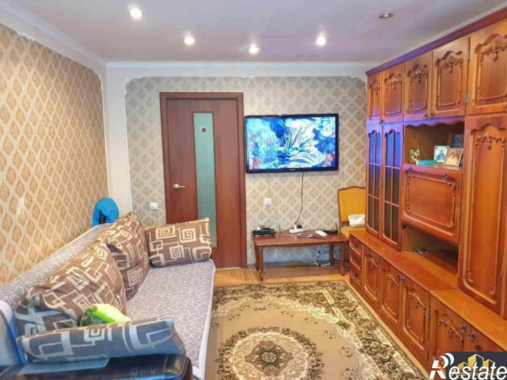 2-комн квартира Ленинградская ул.