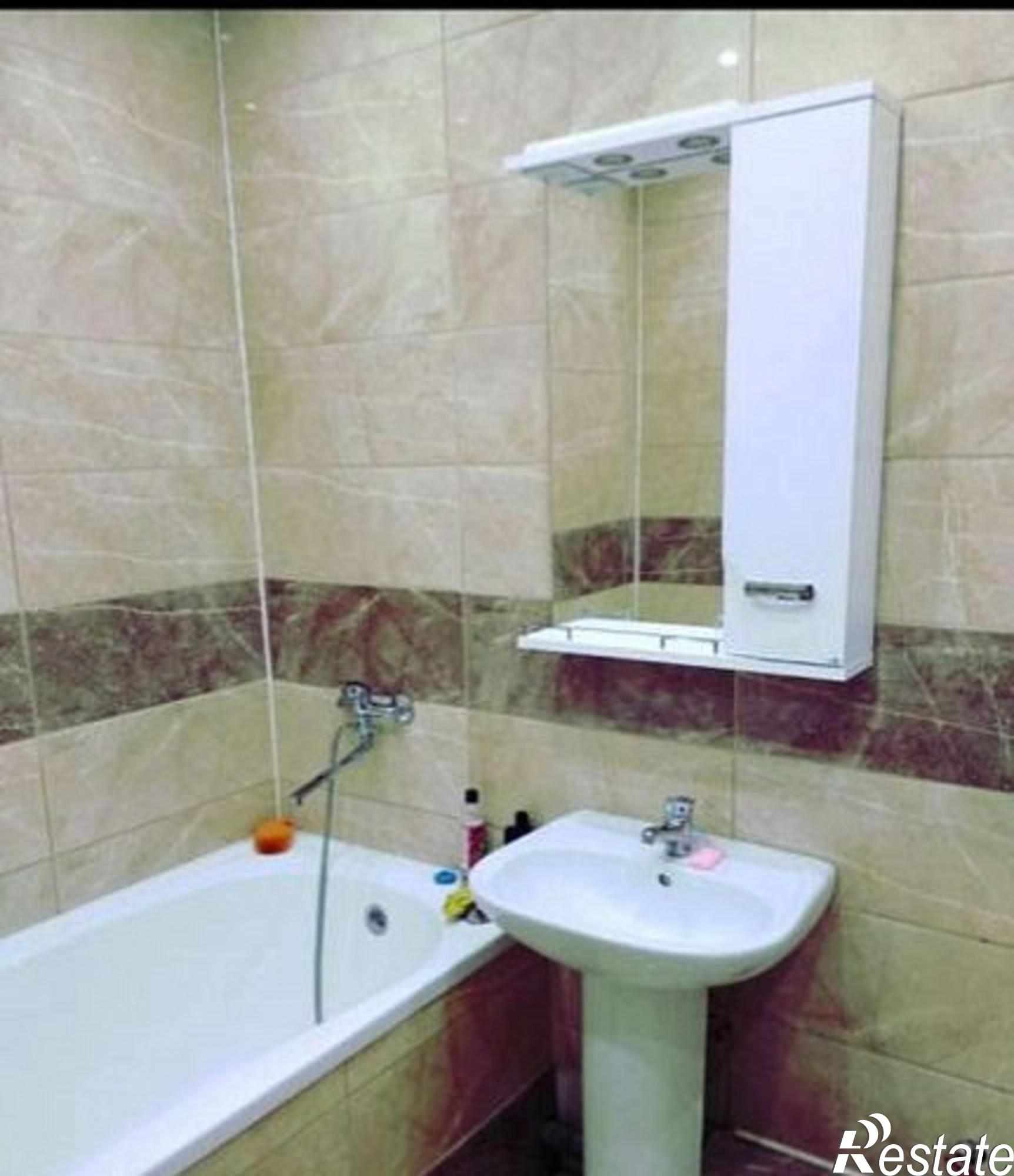 Купить квартиру за 4 150 000 рублей на Н.Карамзина ул, 36