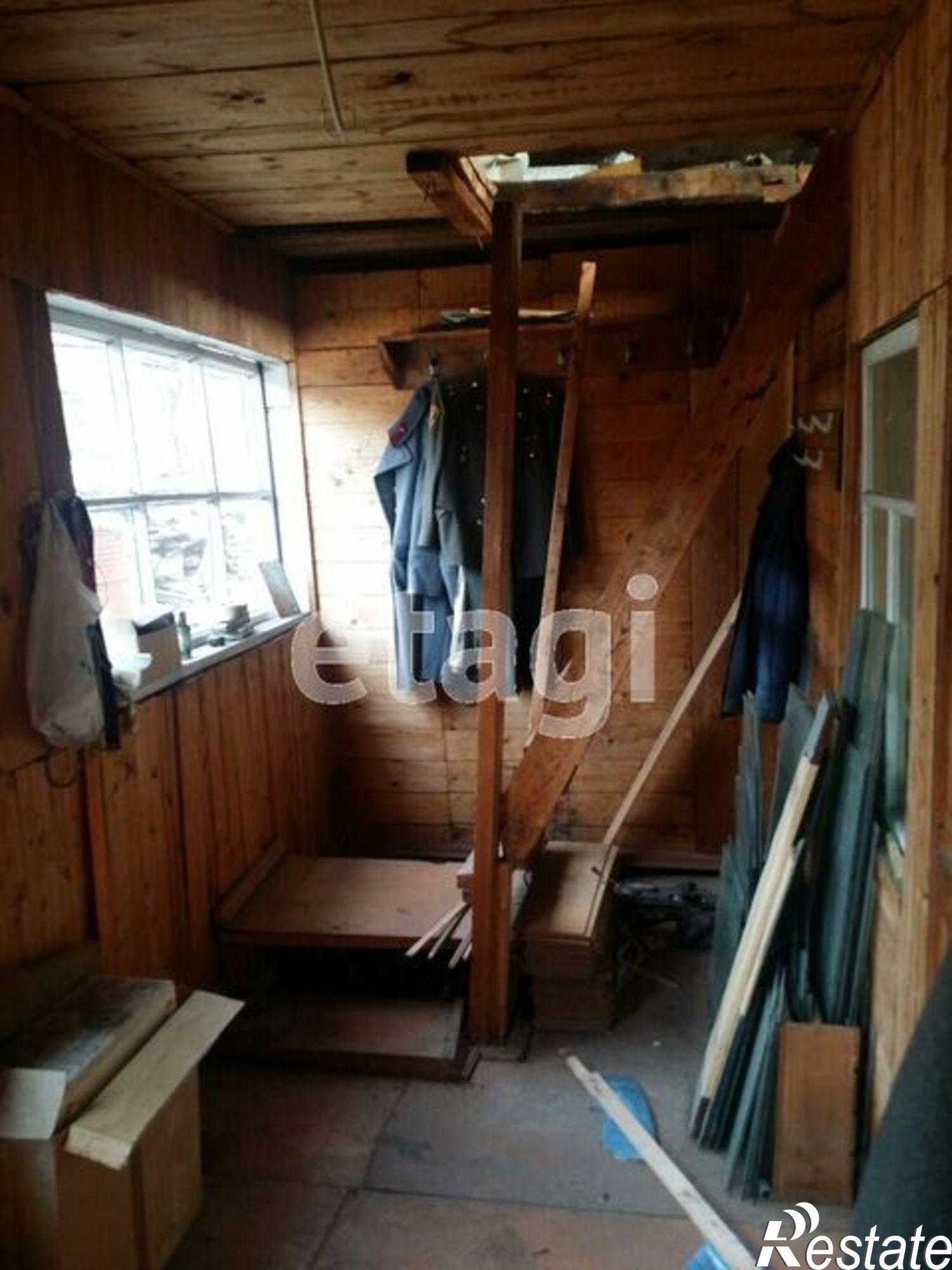 Купить дачу, дом, коттедж за 300 000 рублей на Array