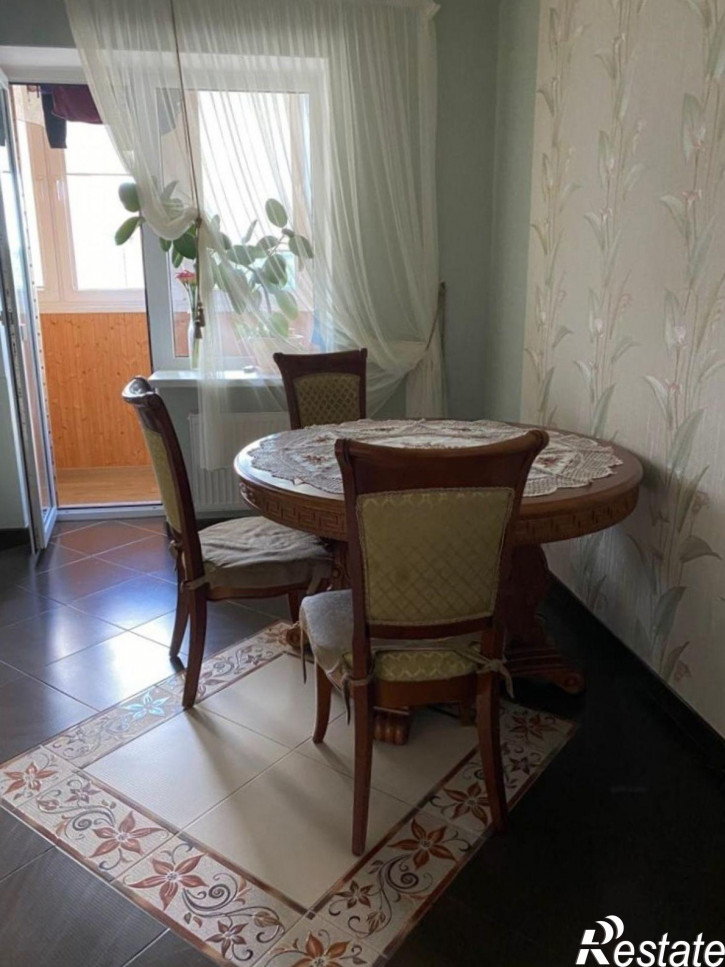2-комн квартира Лукашова ул, 50