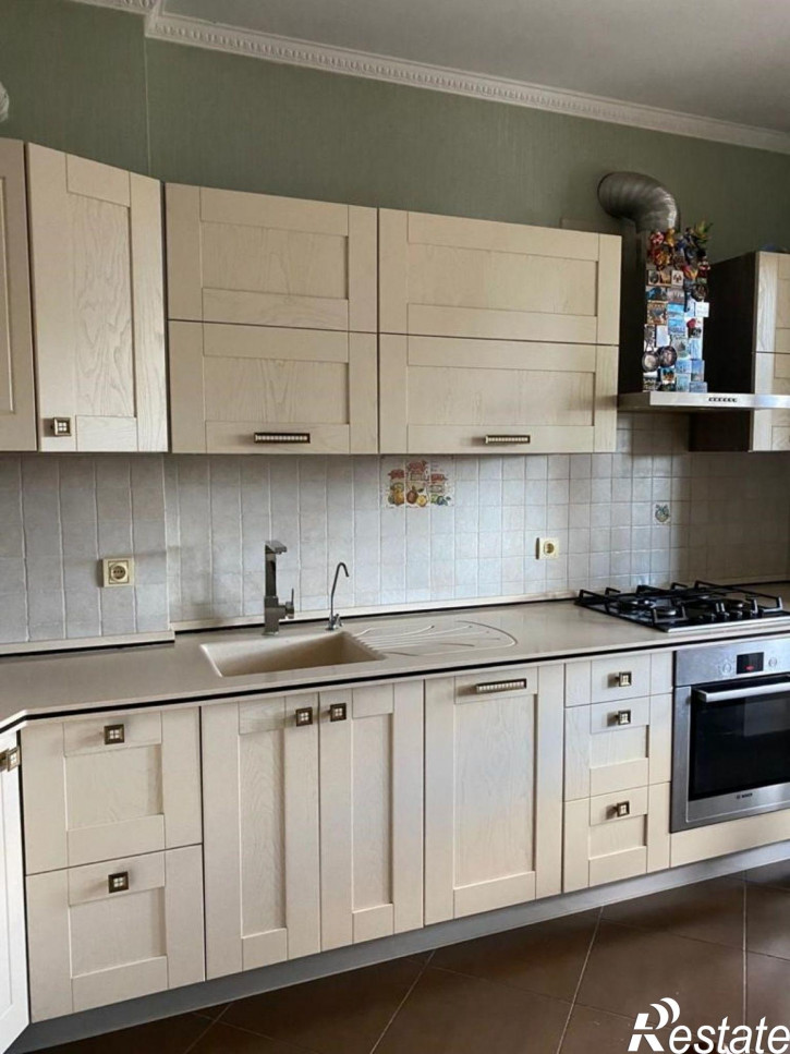 2-комн квартира Лукашова ул, 50