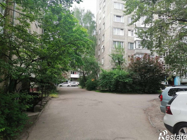 2-комн квартира 9 Апреля ул, 74