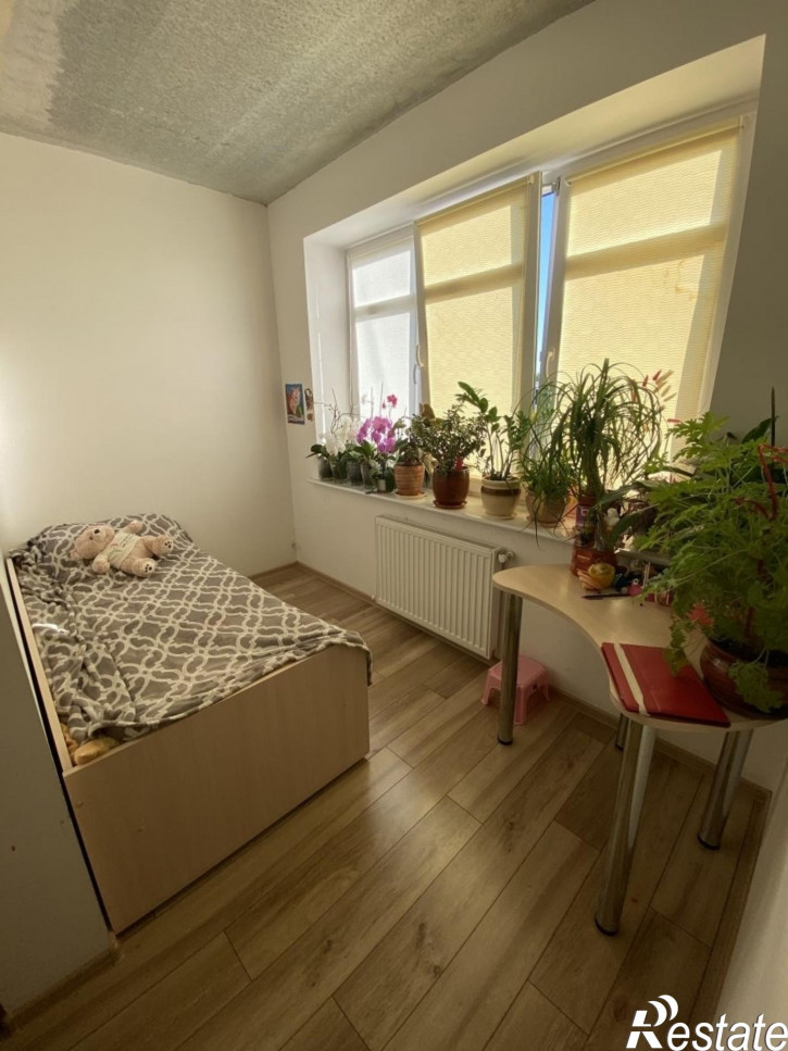 1-комн квартира Карташева ул, 2 б