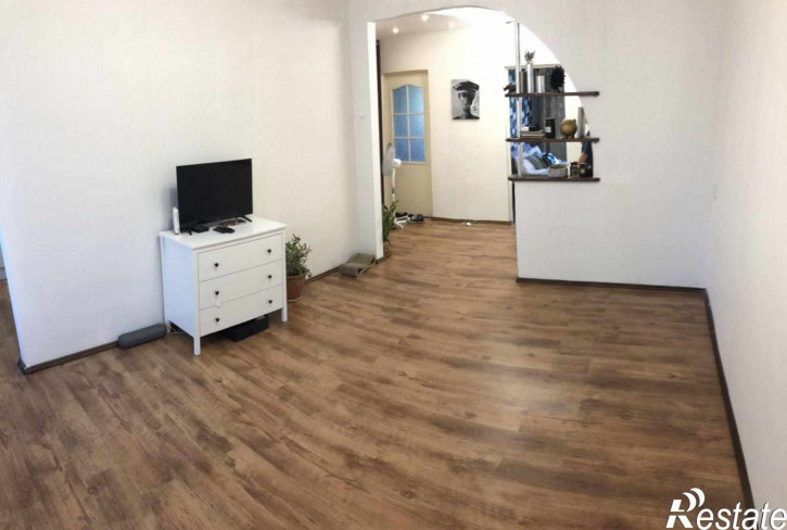 3-комн квартира Зоологическая ул, 11 А