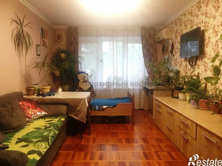 3-комн квартира Заводская ул, 103