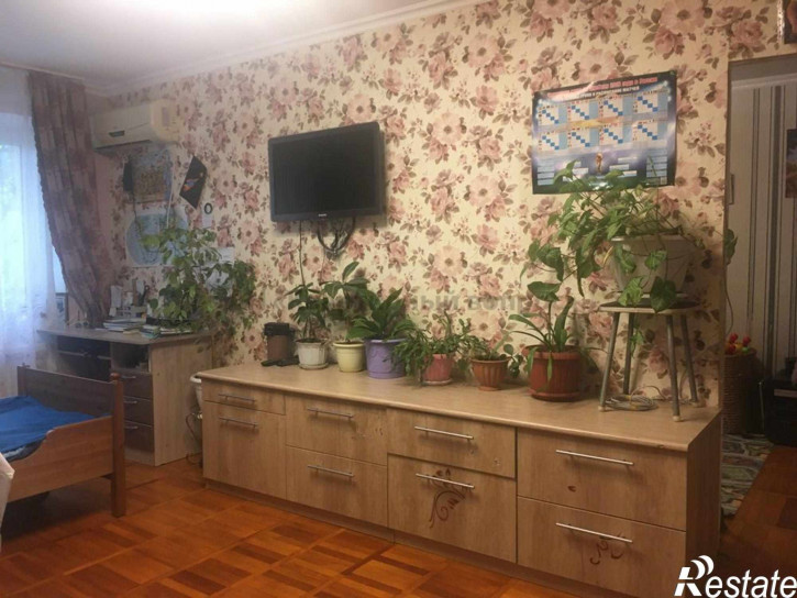 3-комн квартира Заводская ул, 103