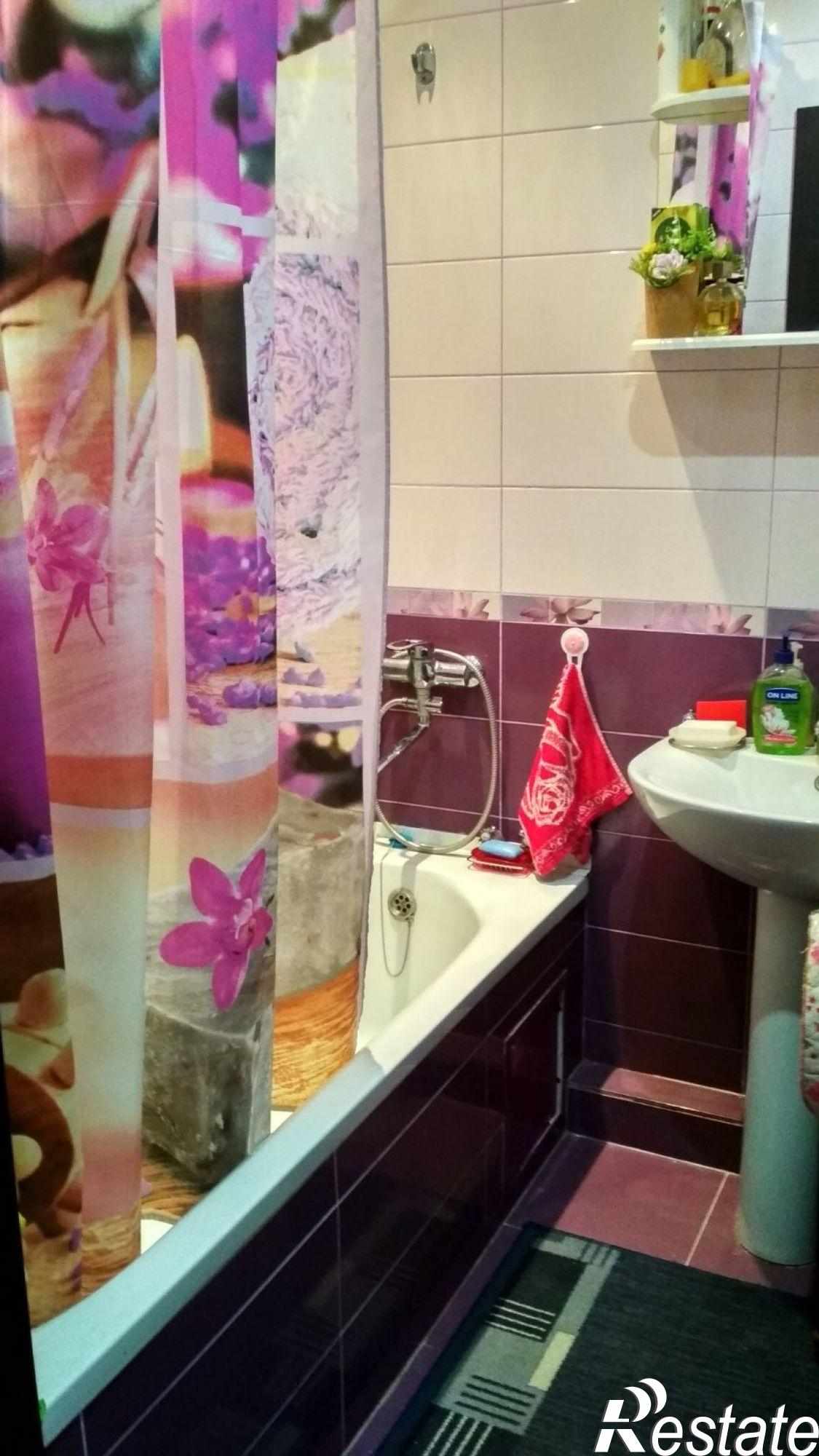 Купить квартиру за 5 550 000 рублей на Генерала Челнокова ул, 48