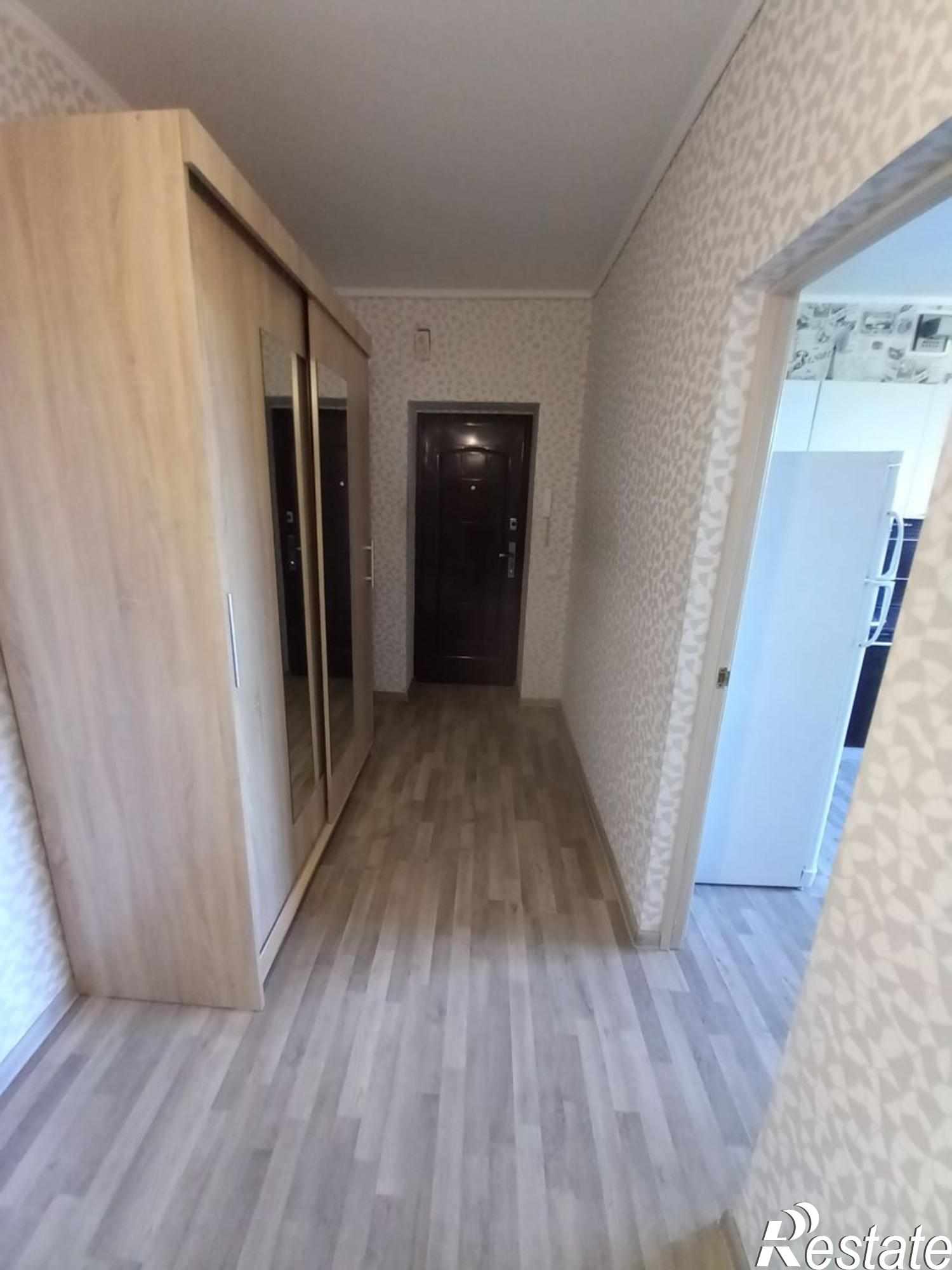 Купить квартиру за 5 600 000 рублей на Докука ул, 27А