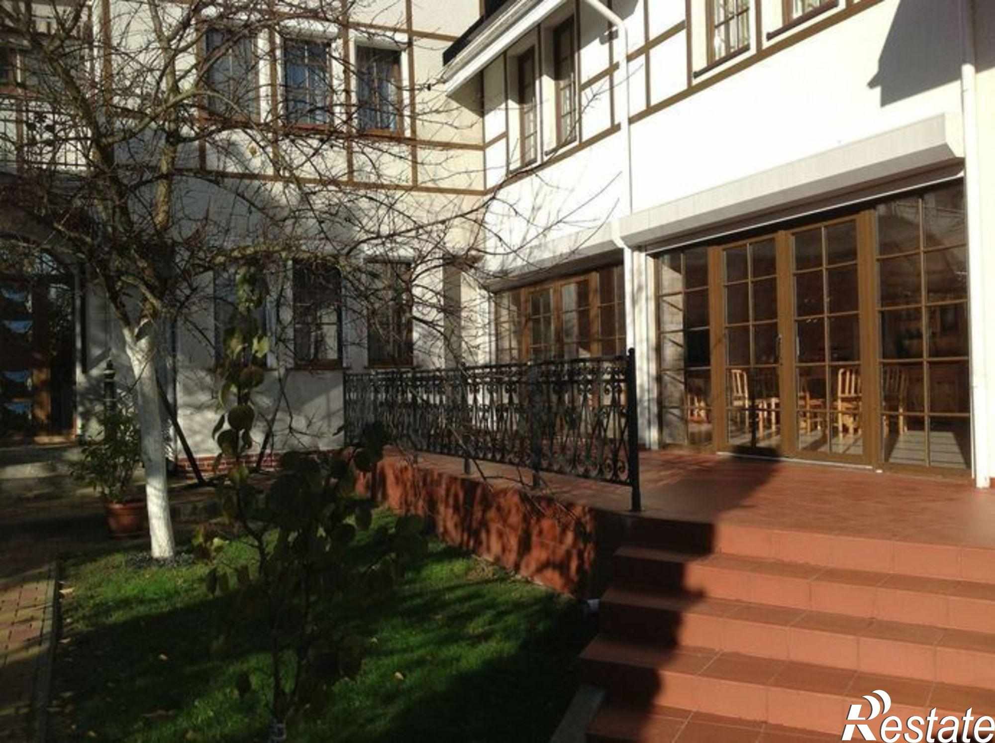 Купить дачу, дом, коттедж за 95 000 000 рублей на Ветеранов ул