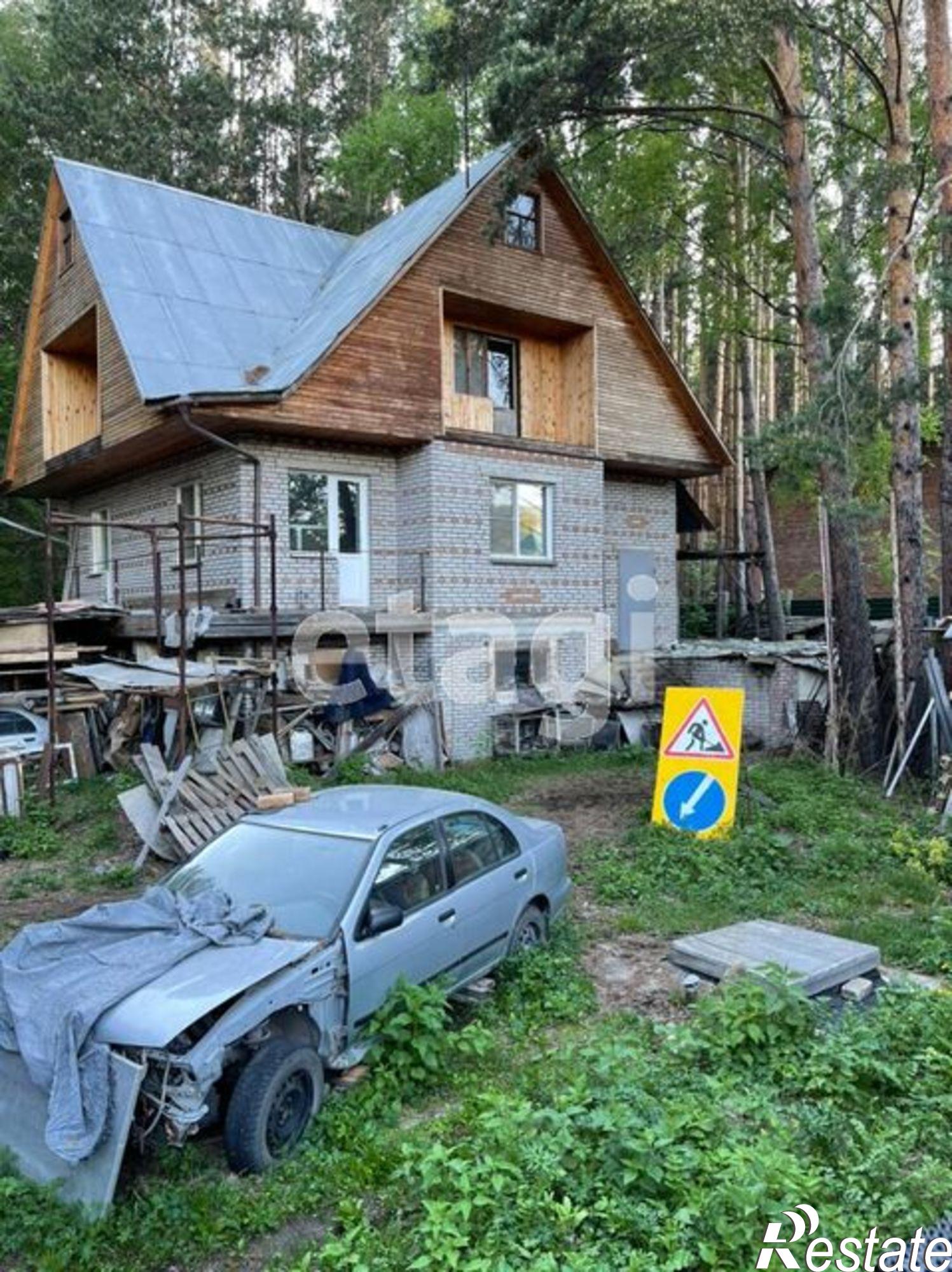 Купить дачу, дом, коттедж за 10 000 000 рублей на Array