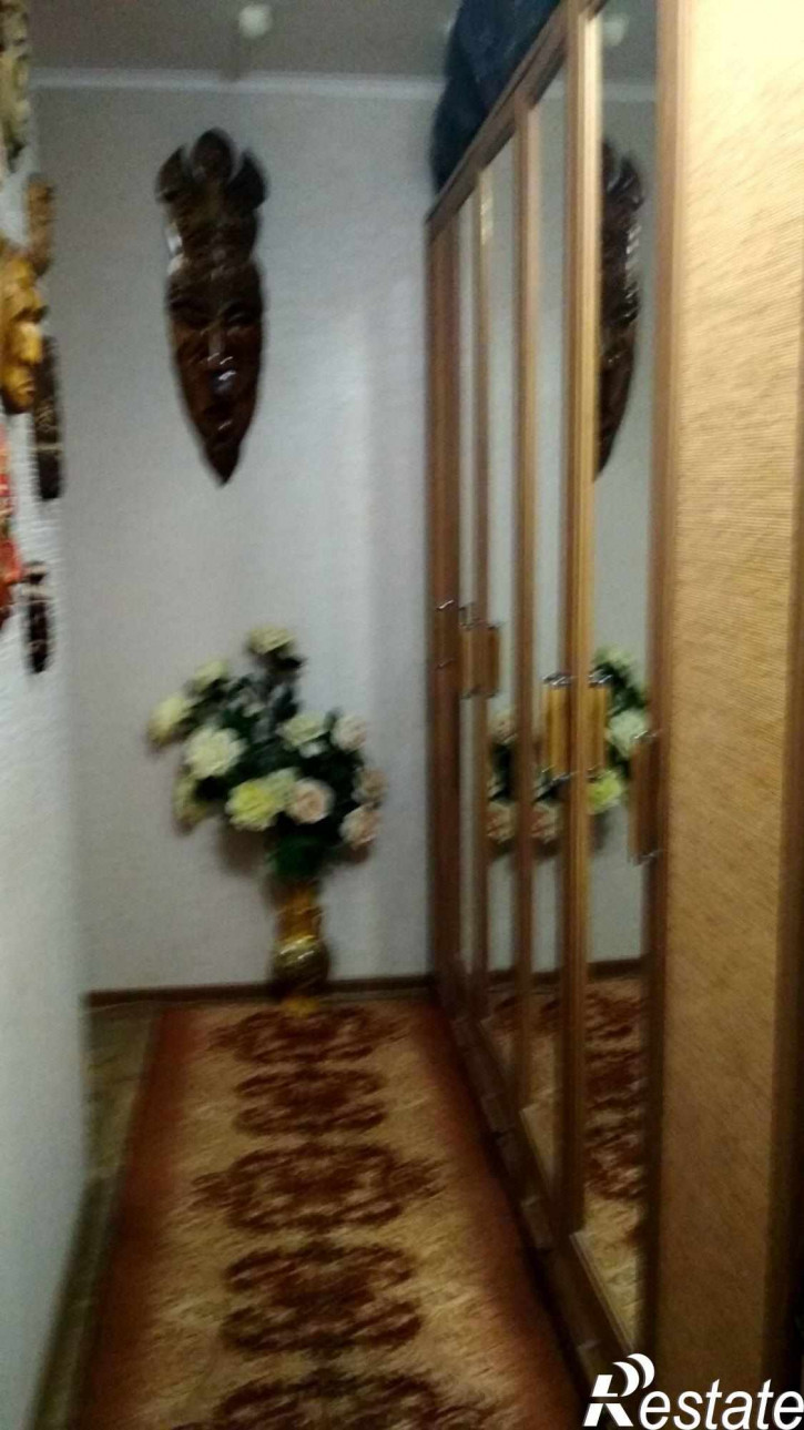 2-комн квартира Генерала Челнокова ул, 48