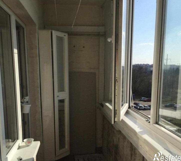 1-комн квартира Горького ул, 180