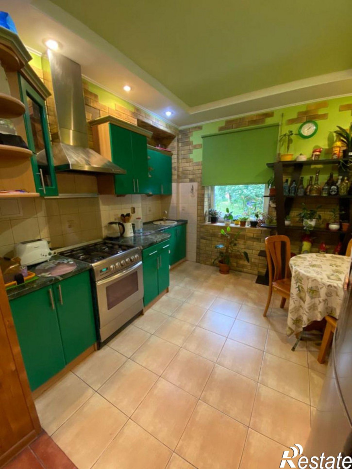 3-комн квартира Сержанта Щедина ул, 7
