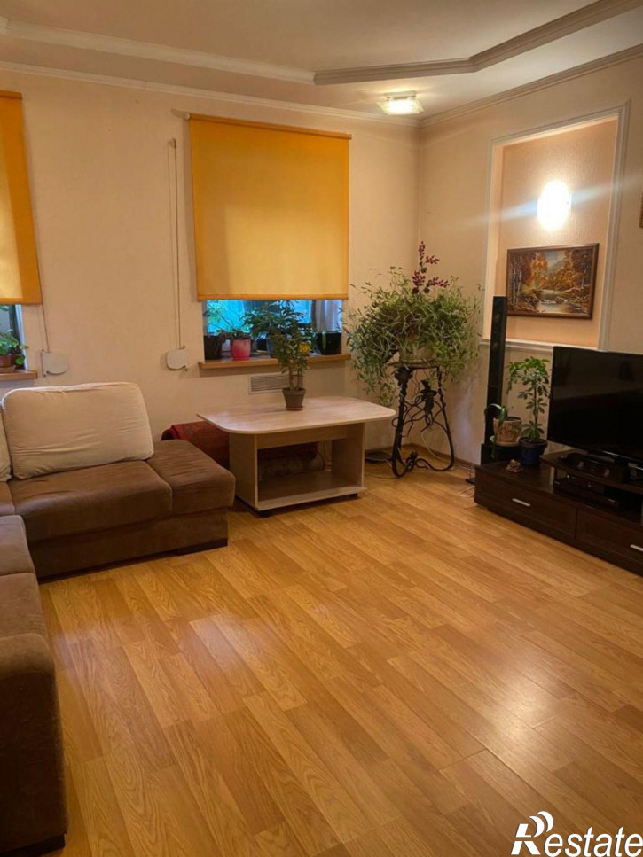 3-комн квартира Сержанта Щедина ул, 7
