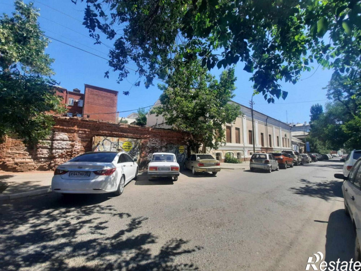 Гараж/парковка г. Астрахань, Кировский район, ул. Красного Знамени, 5