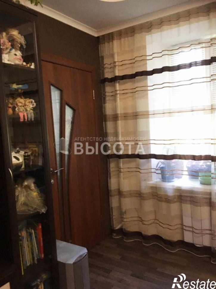 3-комн квартира Память Парижской Коммуны