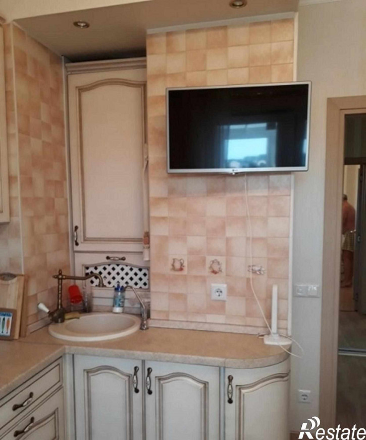 2-комн квартира Земельная ул, 12