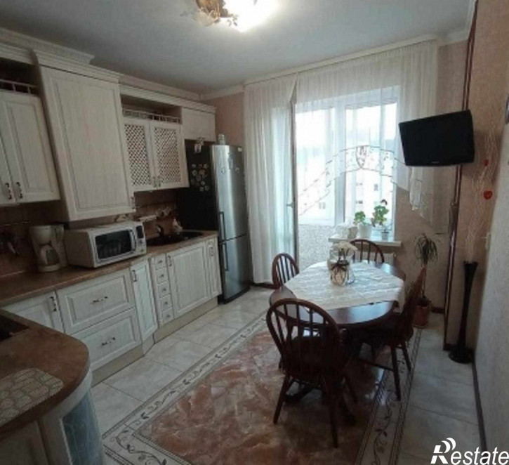 2-комн квартира Артиллерийская ул, 63