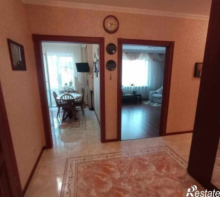 2-комн квартира Артиллерийская ул, 63