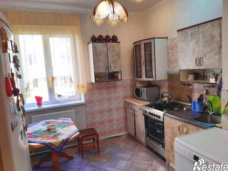 3-комн квартира Чаадаева ул, 5