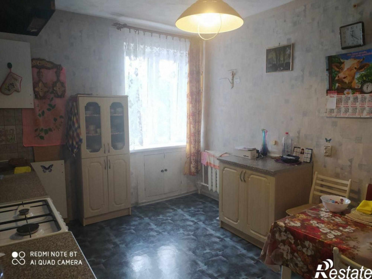 3-комн квартира Полковника Сафронова ул, 3