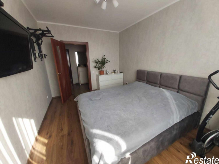 2-комн квартира Новгородская ул, 7