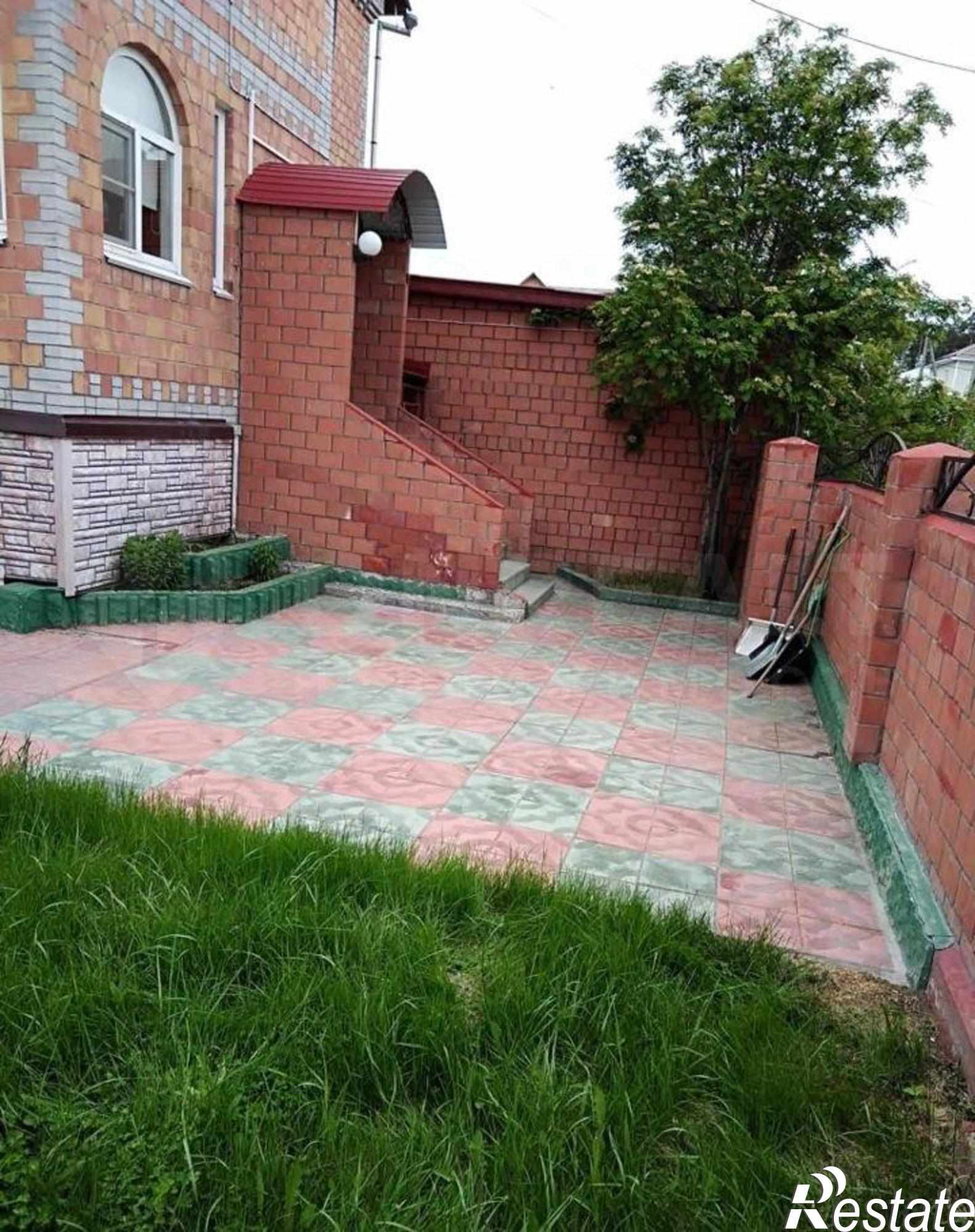 Купить дачу, дом, коттедж за 16 000 000 рублей на Сиреневая