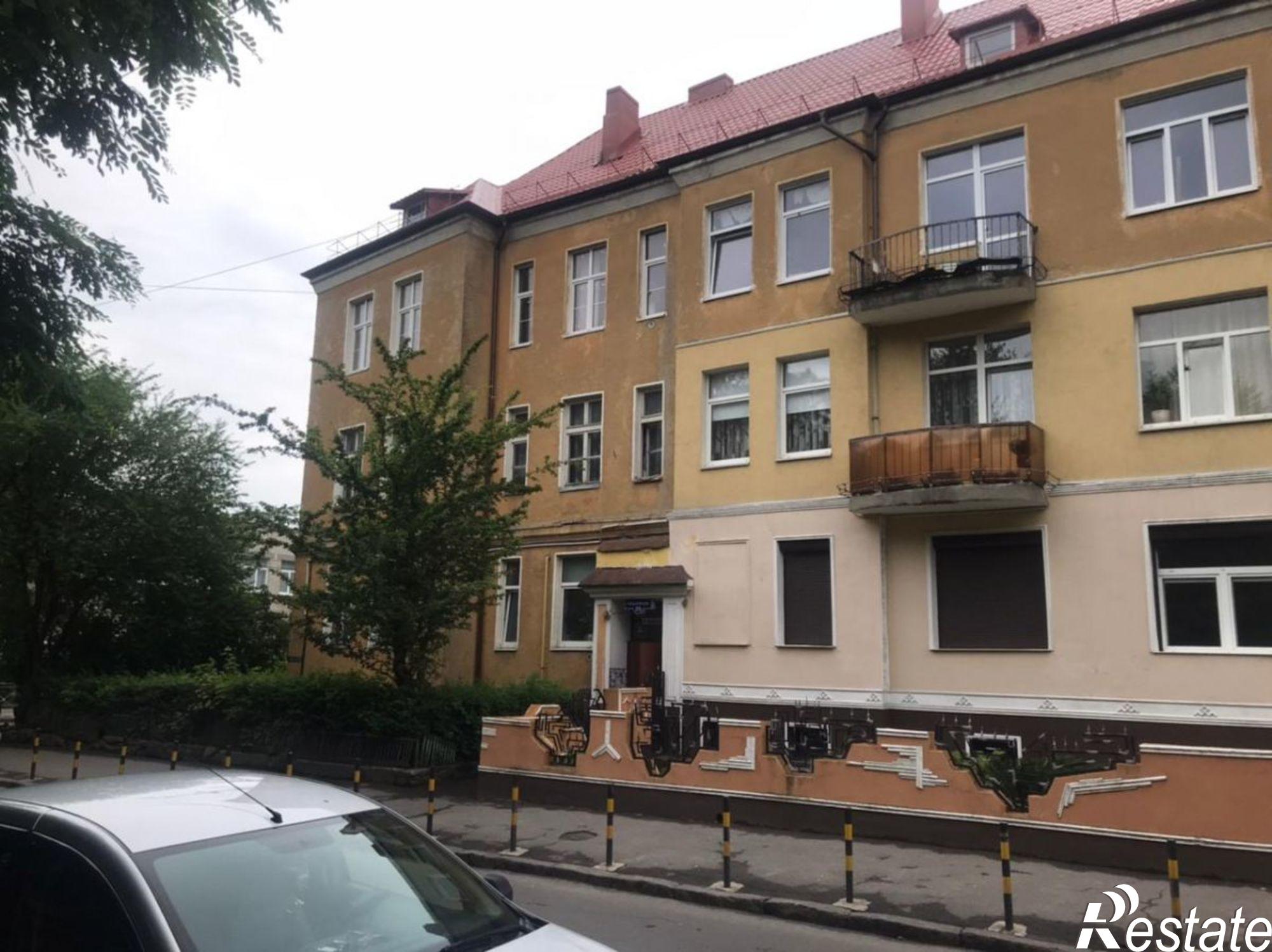 Купить квартиру за 9 400 000 рублей на Алябьева ул, 31