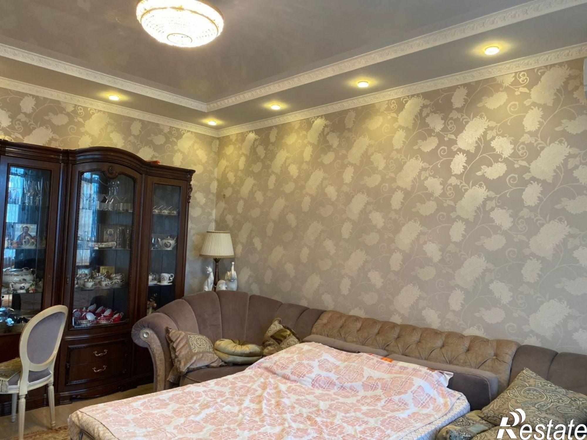 Купить квартиру за 13 500 000 рублей на Д.Донского ул, 20