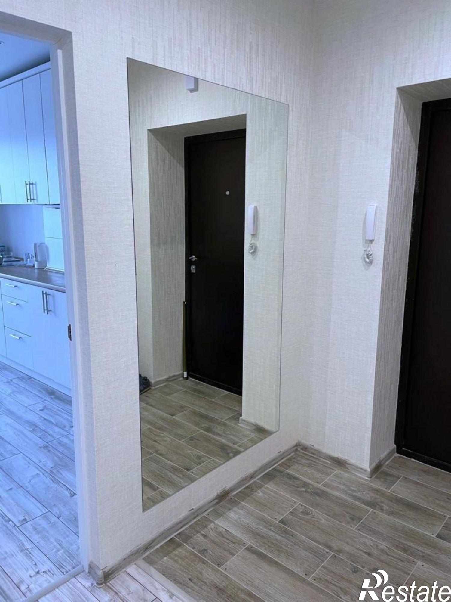 Купить квартиру за 5 300 000 рублей на Ю.Гагарина ул, 108