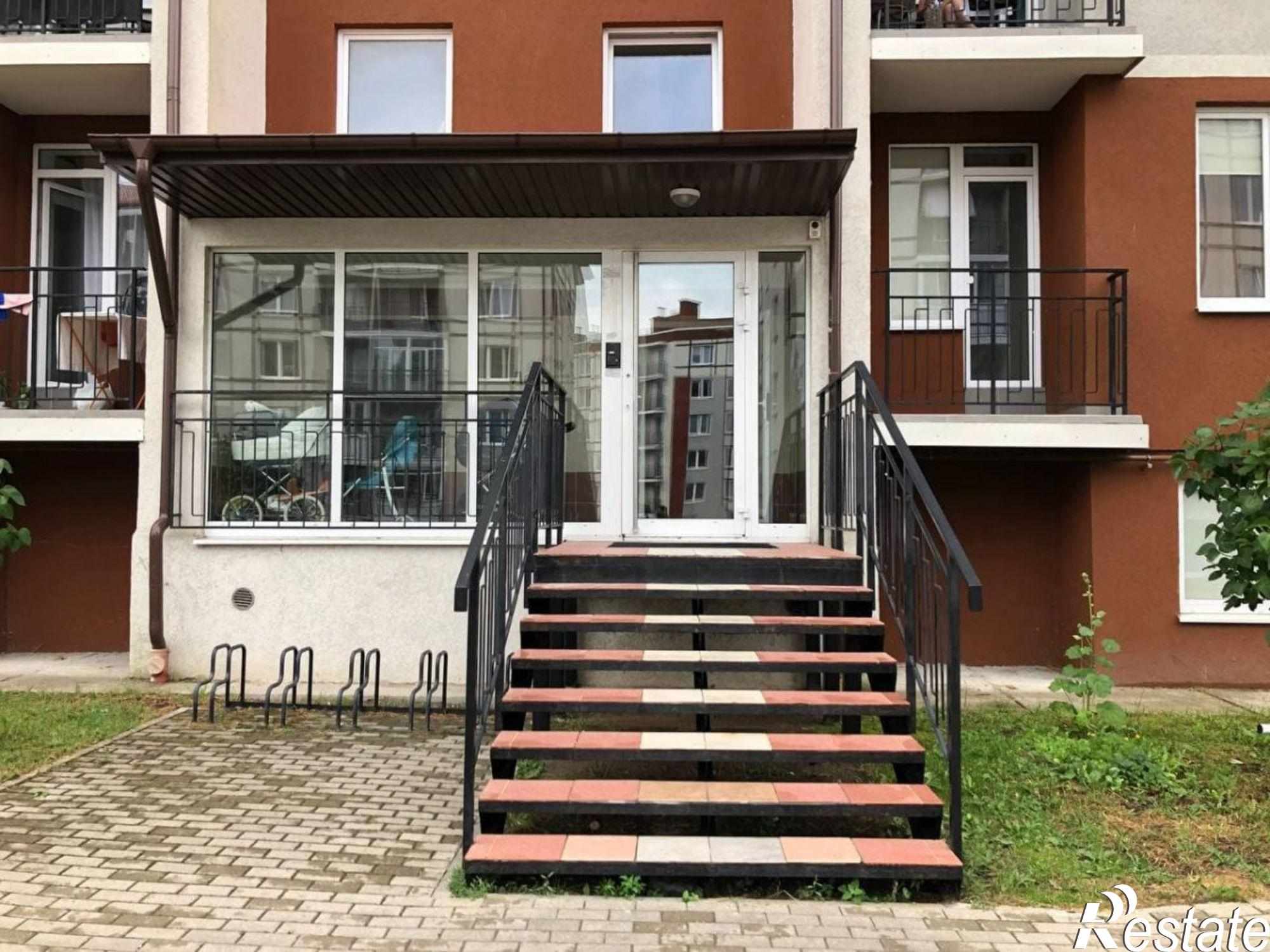 Купить квартиру за 4 500 000 рублей на Цветочная ул, 1