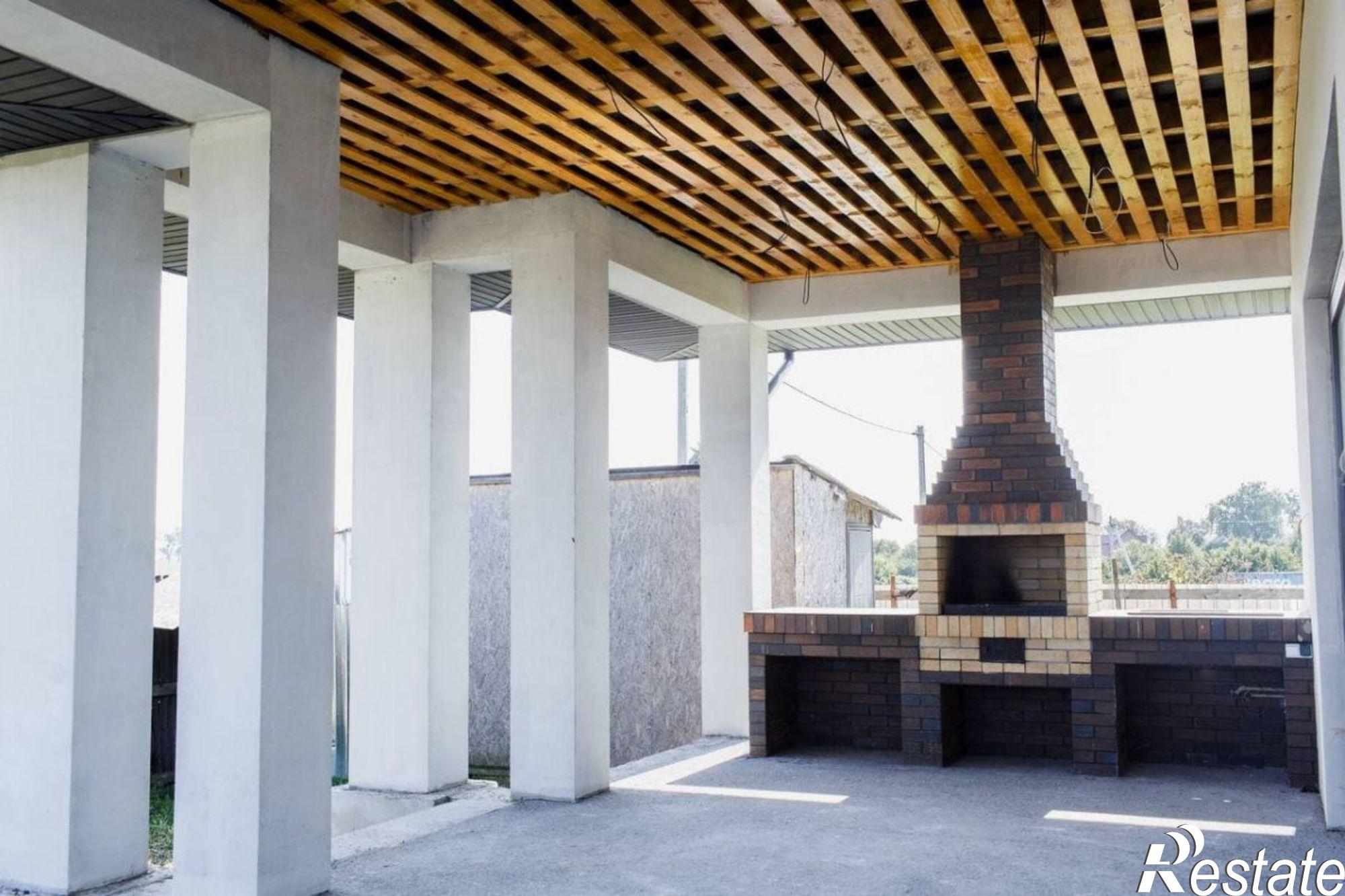 Купить дачу, дом, коттедж за 16 400 000 рублей на Мира ул