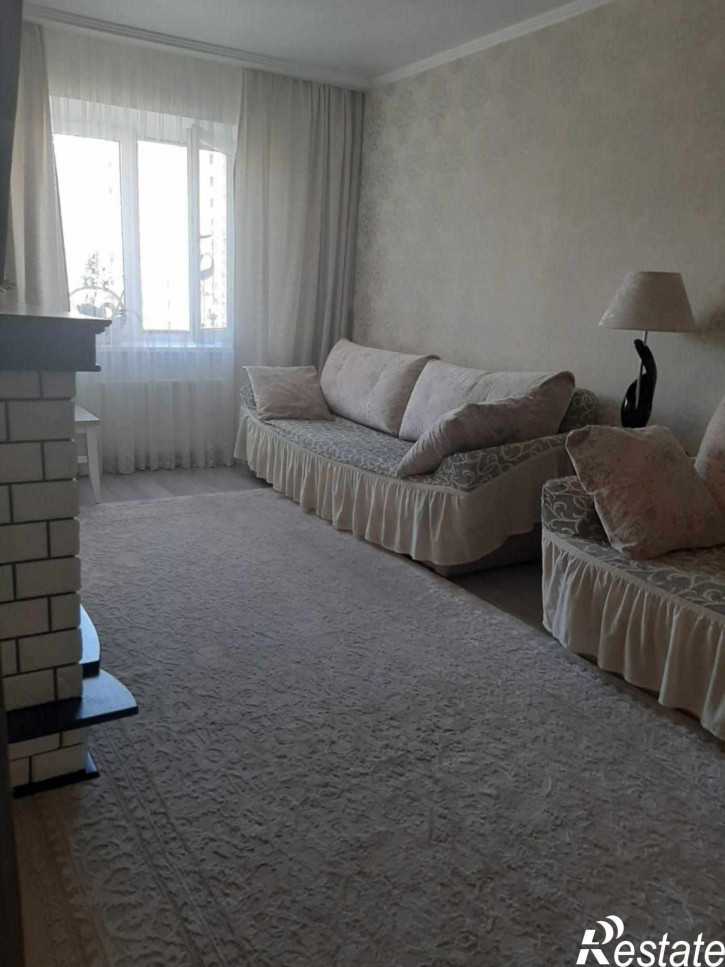 2-комн квартира Согласия ул, 38
